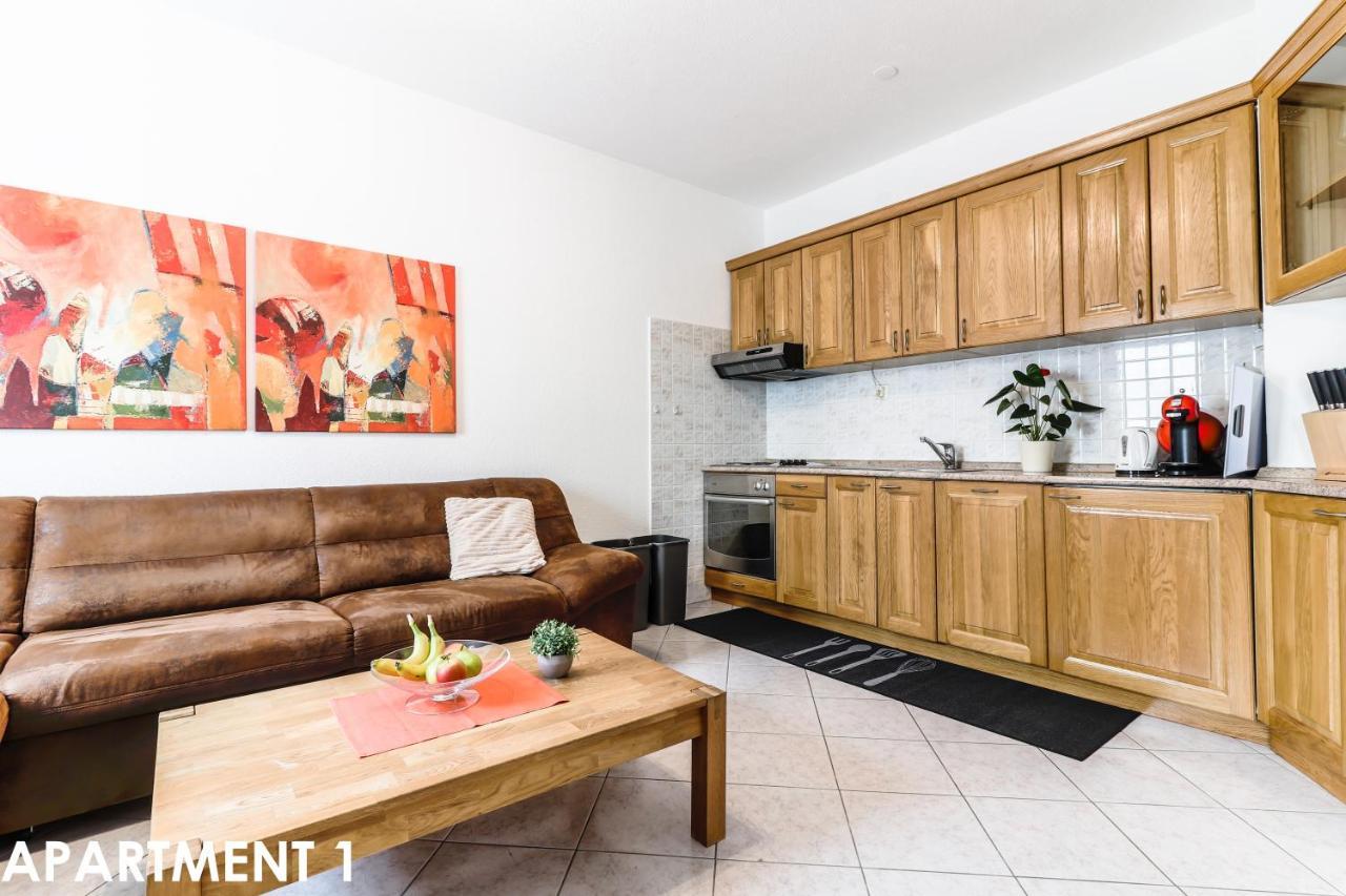 Maestral Apartments Врсар Екстер'єр фото