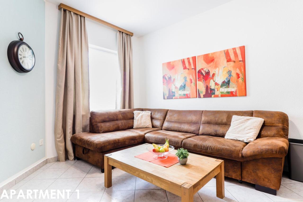 Maestral Apartments Врсар Екстер'єр фото
