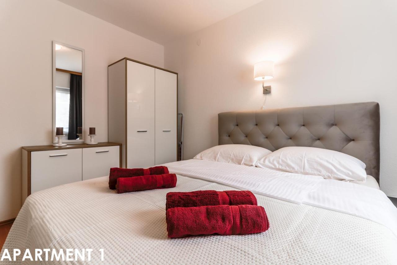 Maestral Apartments Врсар Екстер'єр фото
