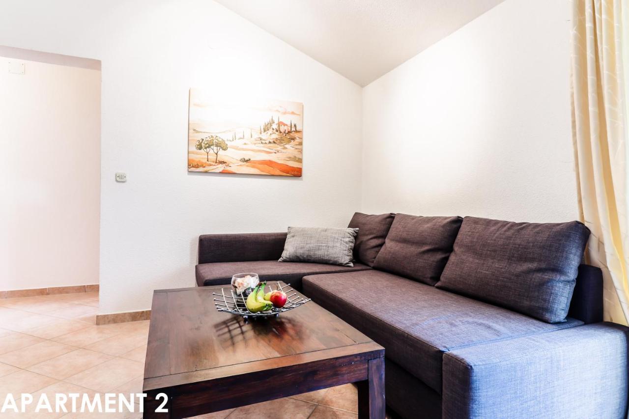 Maestral Apartments Врсар Екстер'єр фото